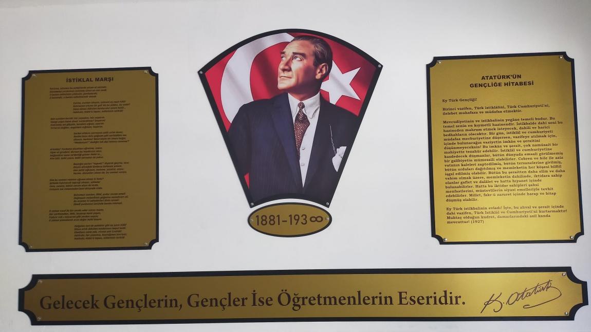 Okulumuz Atatürk Köşesi ve 15 Temmuz Demokrasi Köşesine Kavuştu 